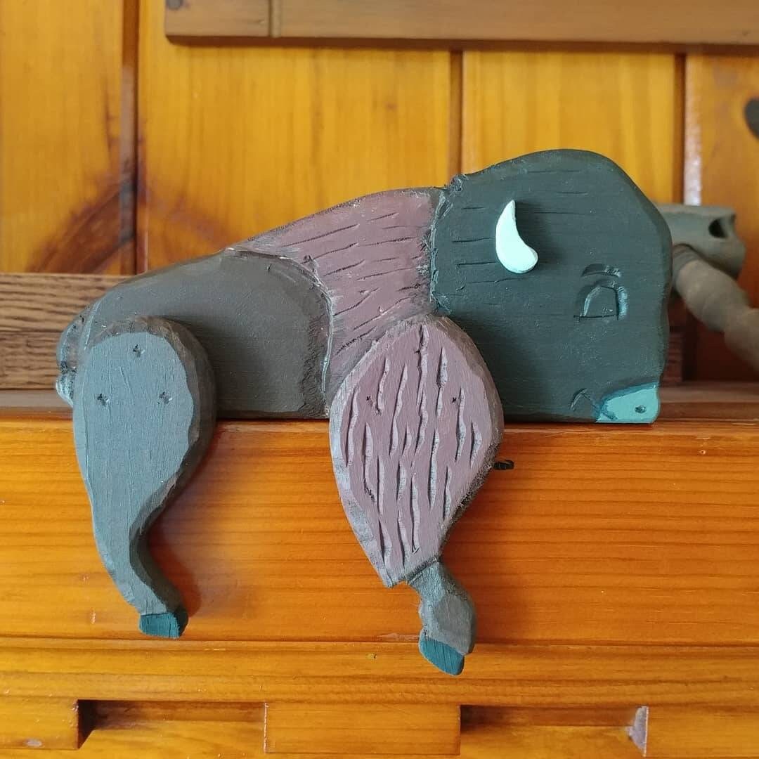 Small American animal Wooden Bison buffalo Shelf Sitter, right, 6"
