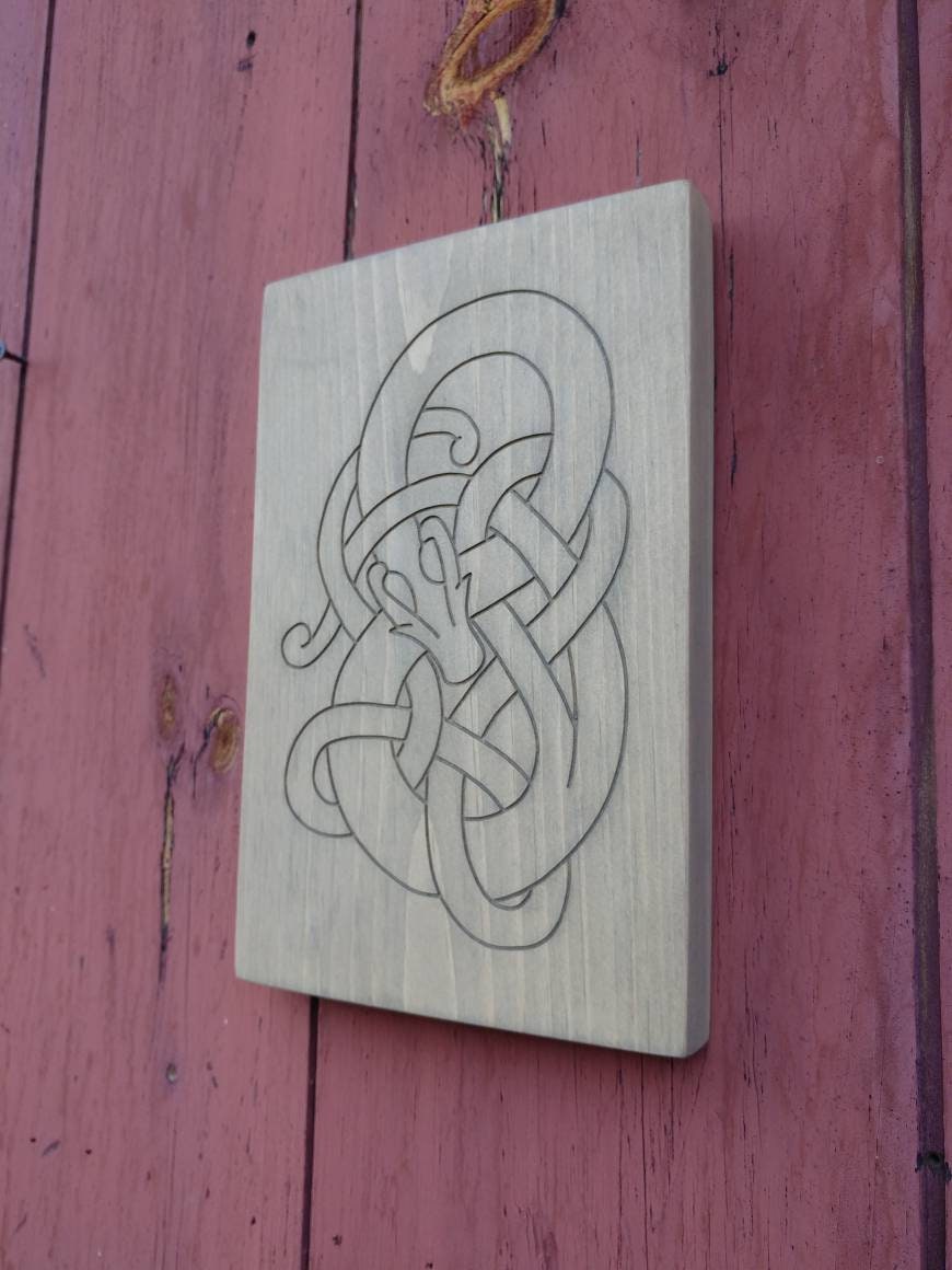 Norse Carved Serpent Knot