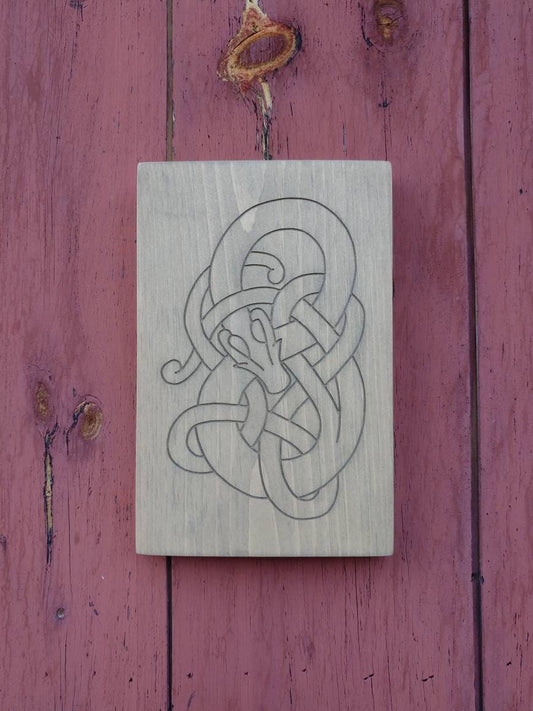 Norse Carved Serpent Knot