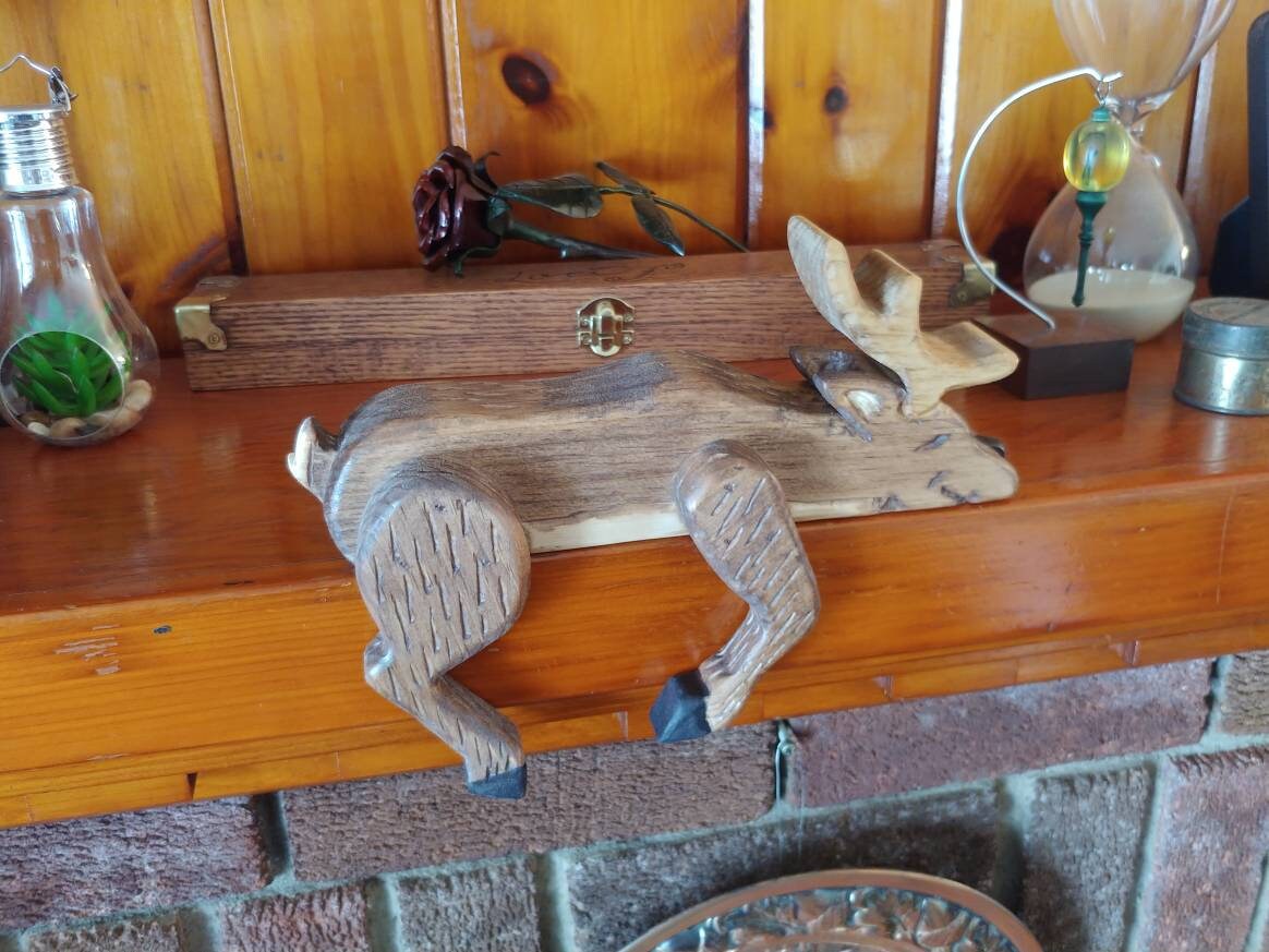 Deer shelf sitter, right, medium 9.5 inch