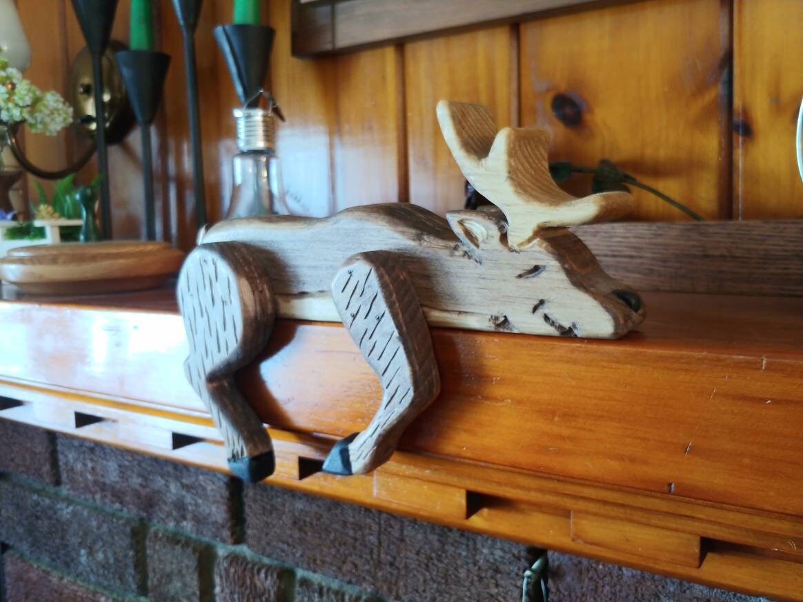 Deer shelf sitter, right, medium 9.5 inch